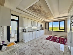 Sur Sarıkamış Mah. Satılık Villa 8+ 690 M2 | Müstakil | Doğalgaz(Kombi) | 3 Banyo