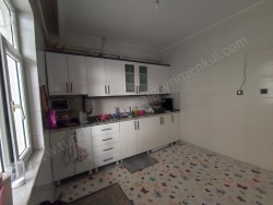 Kayapınar Gaziler Civarı Satılık Daire 3+1 160 M2 | 4. Kat | Doğalgaz(Kombi) | 1 Banyo | 1 Yatak Odası