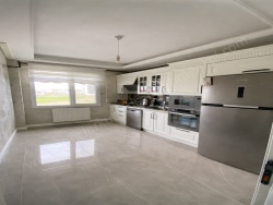 Kayapınar Stadyum Civarı Satılık Daire 2+1 100 M2 | 9. Kat | Merkezi Isınma | 1 Banyo | 1 Yatak Odası