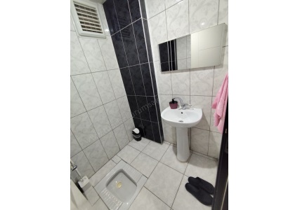 Taşınmaya Hazır! Bağcılarda Satılık Daire 3+1 Bağlar