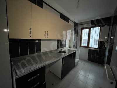 Wohnung Kaufen In  Türkei, Diyarbakir, Baglar, Bagcilar , 1+1 Zimmer, 75 m2