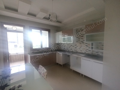 Bağcılar Eski Siverek Caddesi Gökkuşağı Villaları Civarında 2+1 Kiralık Daire Kayapınar Barış Mh