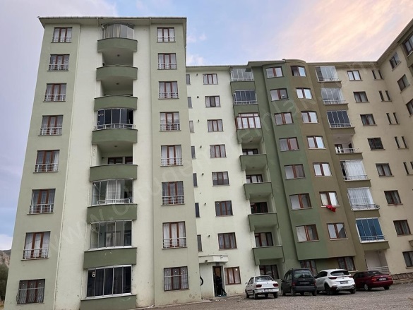 Şehitler Mah. Oltu Satılık Daire |  3+1 Oda | 150M2 2.795.000Tl | 6. Kat Resim-3