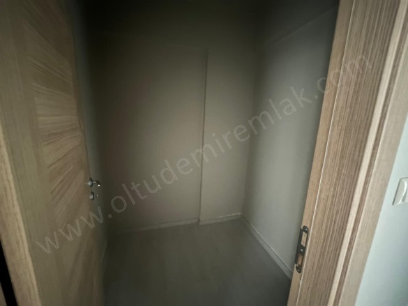 Yasin Haşimoğlu Mah. Oltu Satılık Daire |  160M2 3.500.000Tl Resim-5