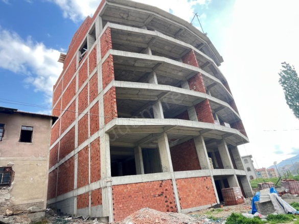 Karabekir Mah. Oltu Satılık Ofis / Büro |  70M2 0Tl | 2. Kat | Doğalgaz(Kombi) Resim-2