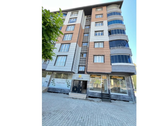 Yasin Haşimoğlu Mah. Oltu Satılık Dükkan |  110M2 2.650.000Tl | Yüksek Giriş | Doğalgaz(Kombi) Resim-1