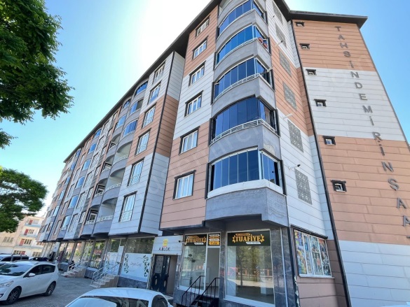 Yasin Haşimoğlu Mah. Oltu Satılık Dükkan |  110M2 2.650.000Tl | Yüksek Giriş | Doğalgaz(Kombi) Resim-3