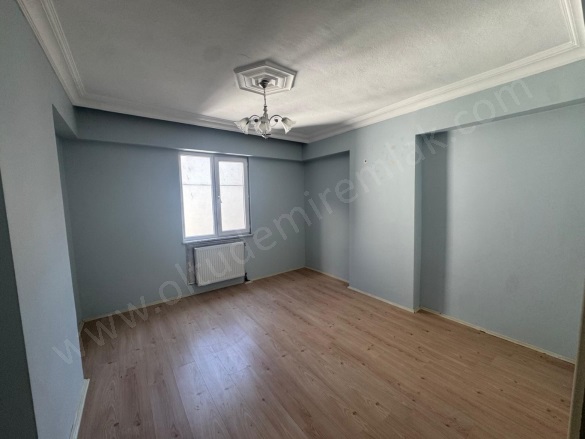 Şehitler Mah. Oltu Satılık Betonarme | 2.700.000Tl Resim-4