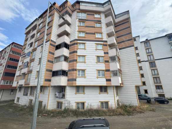 Opet Kavşağı Yıldız Evler Sitesi 2 Etap A Blok Satılık Betonarme Daire Oltu Yasin Haşimoğlu Mah