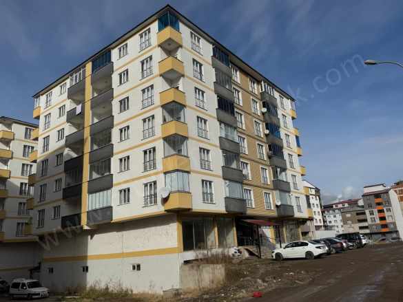 Kerem Evler Sitesi B Blok 1 Kat Satılık Betonarme 3+1 Daire Oltu Yasin Haşimoğlu Mah