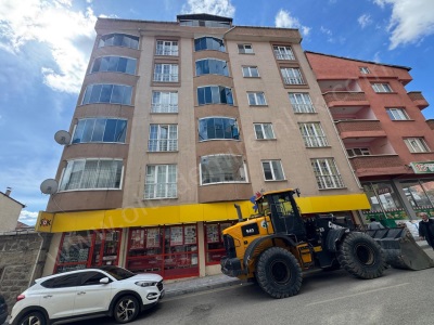 Karabekir Mah Şendurak Cad Şok Market Üstü Satılık Betonarme 3+1 Daire Oltu