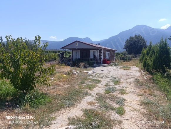 Menteşe Mah. Honaz Satılık Bağ |  3905M2 7.000.000Tl Resim-1