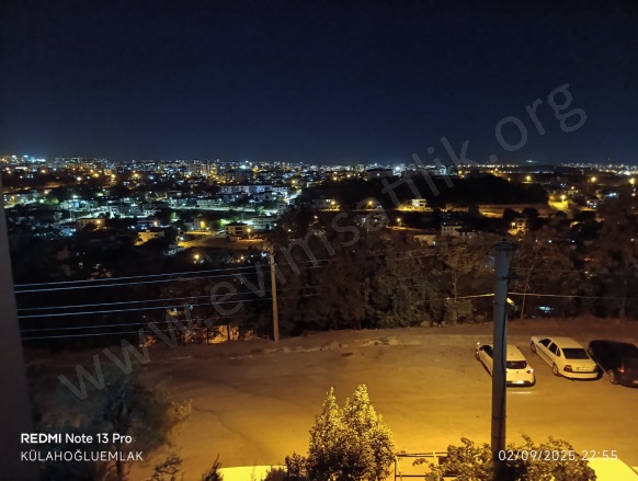 Alpaslan Mah. Denizli Kiralık Daire |  2+1 Oda | 135M2 Yıllık 13.000Tl | 3. Kat | Doğalgaz(Kombi) | 1 Banyo | 2 Yatak Odası Resim-1