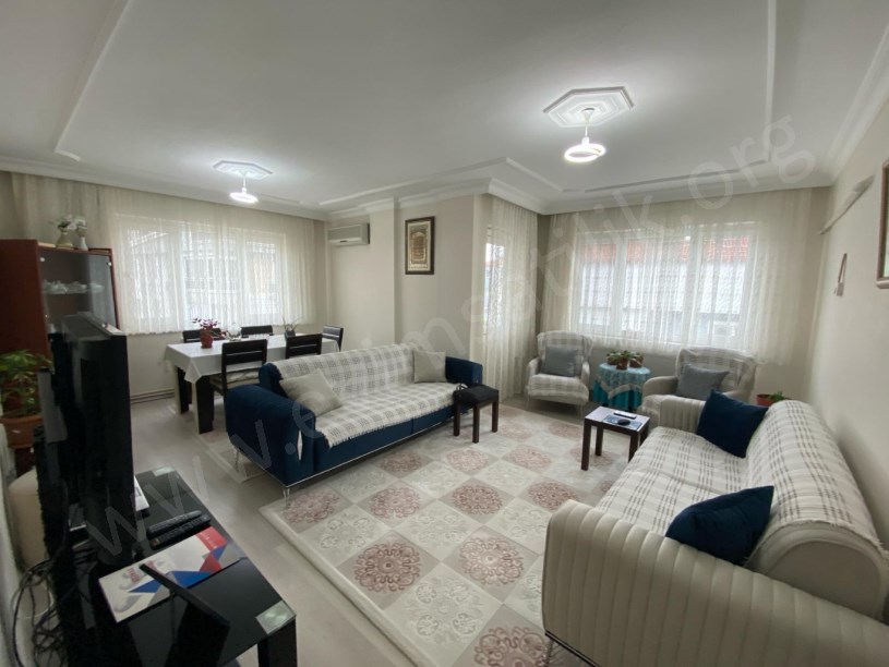 KÜLAHOĞLU GAYRİMENKULDEN MERKEZEFENDİ KARAMAN MAH SATILIK ARA KAT DAİRE 