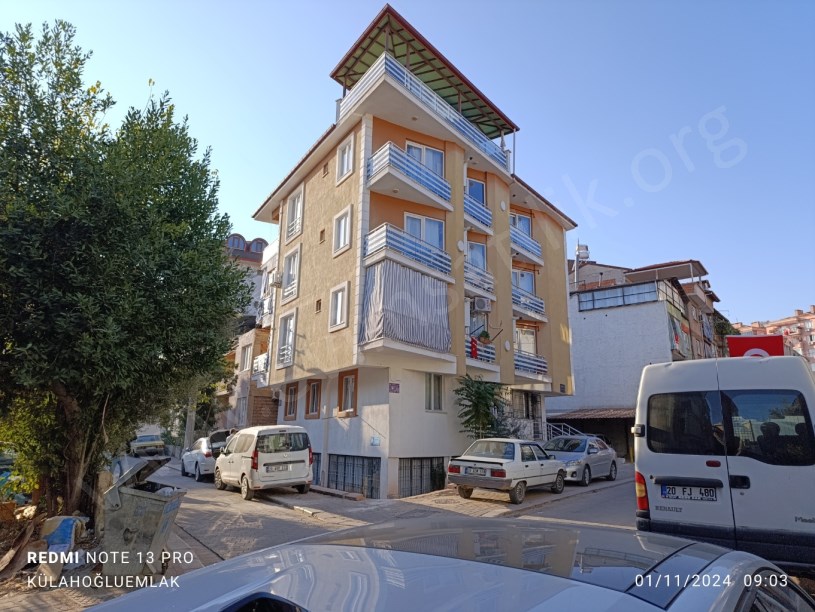 KÜLAHOĞLU GAYRİMENKULDEN DENİZLİ SIRAKAPILAR SATILIK ÇİFT APART TEK TAPU KUPON
