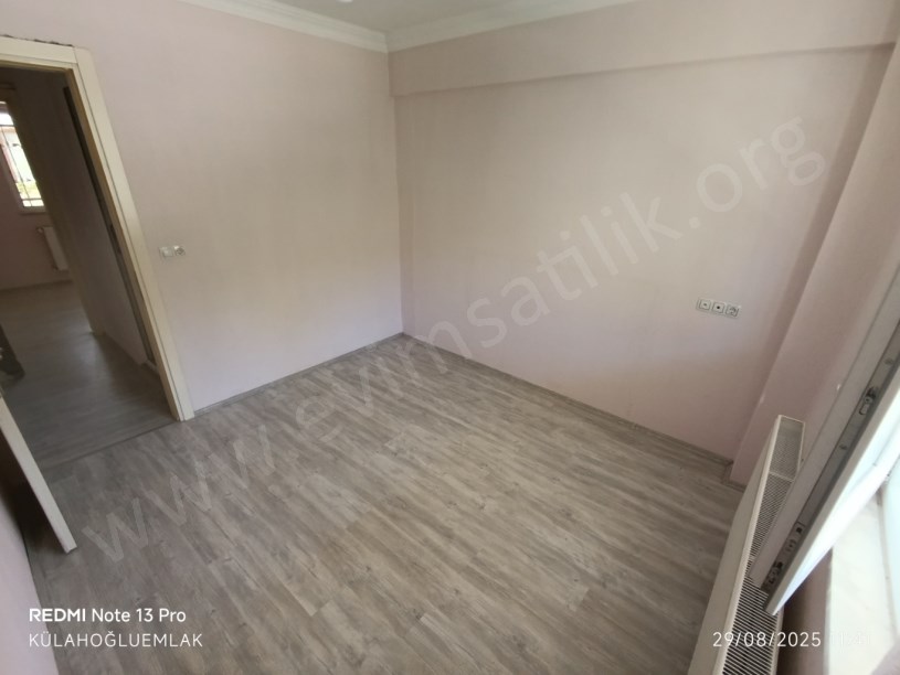 KÜLAHOĞLU GAYRİMENKULDEN MURAT DEDE MAH. KİRALIK DAİRE DETAYLAR AÇIKLAMADA 