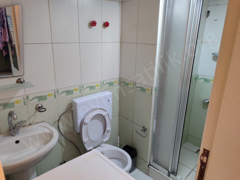 KÜLAHOĞLU GAYRİMENKULDEN SATILIK EŞYALI ACİL UYGUN APART DETAYLAR AÇIKLAMADA 