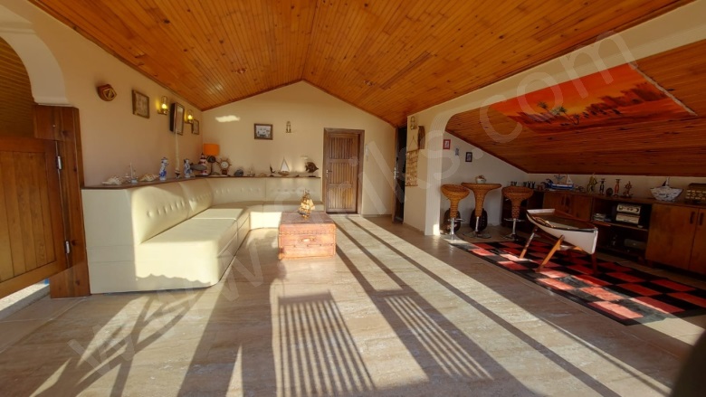 Türkmen Mah. Kuşadası Satılık Villa |  5+1 Oda | 500M2 65.000.000Tl | Villa Ve Müstakil Resim-5