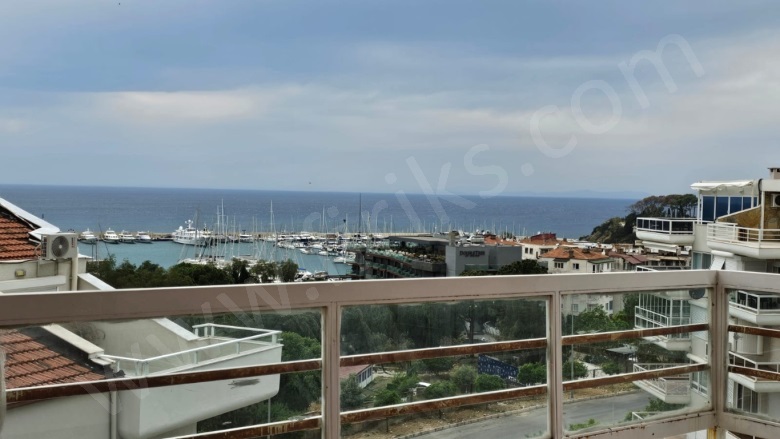 Türkmen Mah. Kuşadası Satılık Daire |  5+2 Oda | 300M2 14.800.000Tl | Çatı Dubleksi | 4 Banyo | 5 Yatak Odası Resim-3