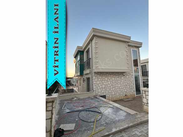 Özel Havuzlu Lüks 4+1 Satılık Villa Aydın Kuşadası Bayraklıdede Mah