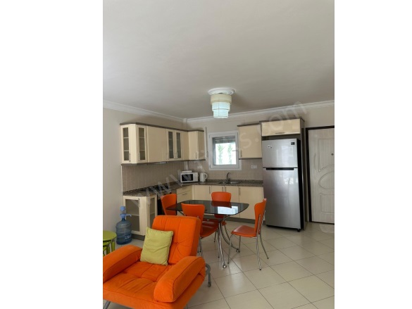 Kadınlar Denizi Mah. Kuşadası Satılık Daire |  2+1 Oda | 110M2 7.600.000Tl  Krediye Uygun  Eşyalı  | 2. Kat | Klima | 1 Banyo | 2 Yatak Odası Resim-4