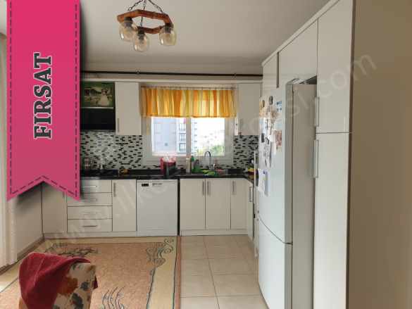 50 Yıl Mah De Cadde Cepheli 4 Katlı Satılık Bina Müstakil 3+1 Yenişehir