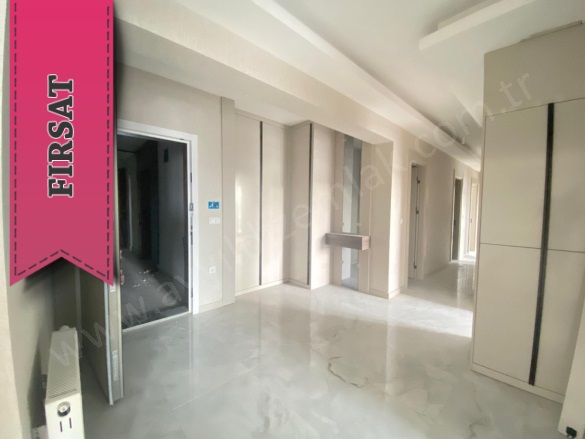 Ovacık Mah. Keçiören Satılık Daire |  4+1 Oda | 190M2 12.000.000Tl  Krediye Uygun  | 9. Kat | Doğalgaz(Kombi) | 2 Banyo | 2 Yatak Odası Resim-5