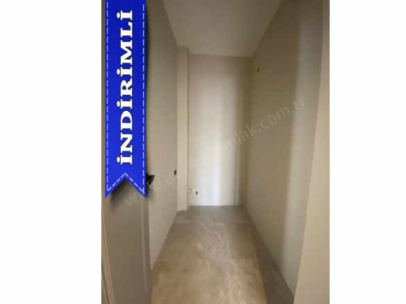 Keçiören Ovacık Mah Site içinde Katta 4+1 Çok Geniş Yapılı Masrafsız Görülmeye Değer Satılık Daire