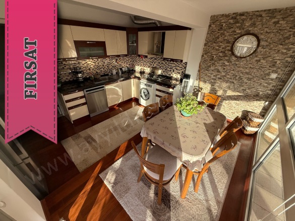 Kavacık Subayevleri Mah. Keçiören Satılık Daire |  4+2 Oda | 245M2 9.250.000Tl  Krediye Uygun  | 3. Kat | Doğalgaz(Kombi) | 2 Banyo | 1 Yatak Odası Resim-4