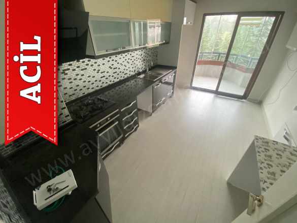 Keçiören Kavacık Subayevlerinde Orta Katta 3+1 Asansörlü Manzaralı Yapılı Geniş Çok Acil Satılık Daire Subayevleri Mah