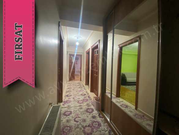 Keçiören Bağlarbaşında 4+1 Asansörlü Çok Geniş Yapılı Çift Banyolu Masrafsız Satılık Daire Bağlarbaşı Mah