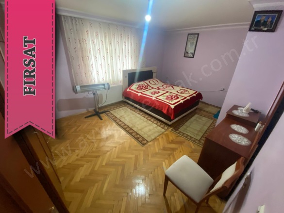 Bağlarbaşı Mah. Keçiören Satılık Daire |  4+1 Oda | 170M2 5.750.000Tl  Krediye Uygun  | 2. Kat | Doğalgaz(Kombi) | 2 Banyo | 1 Yatak Odası Resim-5