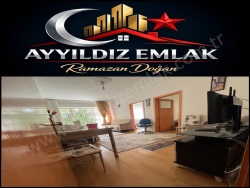 Keçiören Pınarbaşı Mah. Satılık Daire 3+1 115 M2 | Giriş Katı | Doğalgaz(Kombi) | 1 Banyo | 1 Yatak Odası