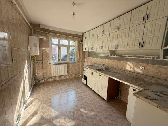 Gebze Marmaray istasyonu Yakınında 3+1 Ferah Kiralık Daire Darıca Abdi ipekçi Mah