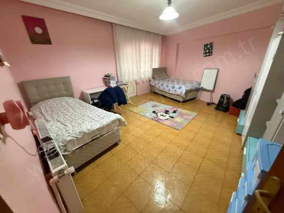 ibrahimağa Caddesi Üzerinde 3+1 160 M² Ferah Satılık Daire Gebze Güzeller Mah