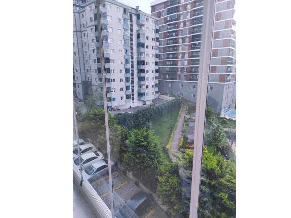 Cumhuriyet Mah. Beylikdüzü Satılık Daire |  3+1 Oda | 125M2 4.500.000Tl  Krediye Uygun  | 3. Kat | Doğalgaz(Kombi) | 1 Banyo | 3 Yatak Odası Resim-4