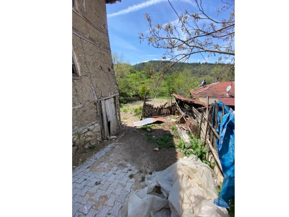 Şahinler Köyü Gölpazarı Satılık Tarla |  120M2 150.000Tl İmarlı  Resim-4