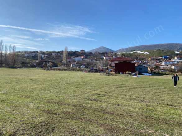 415 M2 Köyün Yanında Düz Yatırımlık Arazi Satılık Tarla Osmaneli Oğulpaşa Mah-Oğulpaşa Köyü