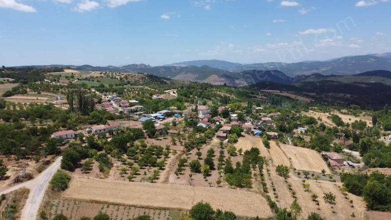 Balçıkhisar Köyü Osmaneli Satılık Tarla |  393M2 450.000Tl Resim-2