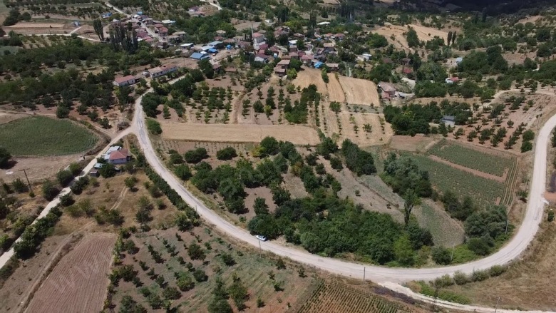 Balçıkhisar Köyü Osmaneli Satılık Tarla |  393M2 450.000Tl Resim-3