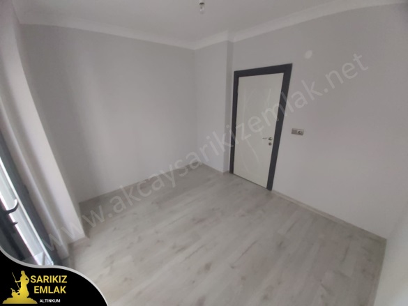 Altınkum Mah. Edremit Satılık Daire |  2+1 Oda | 115M2 4.875.000Tl | Yüksek Giriş | Kat Kaloriferi | 2 Banyo | 2 Yatak Odası Resim-5