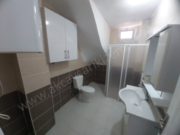 Akçay Mah. Edremit Satılık Daire |  4+1 Oda | 240M2 4.250.000Tl  Krediye Uygun  | Çatı Dubleksi | Doğalgaz(Kombi) | 2 Banyo | 4 Yatak Odası Resim-4
