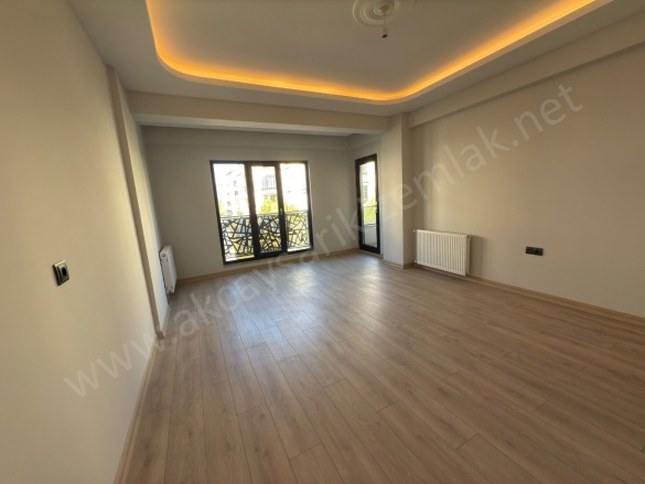 İkizçay Mah. Edremit Satılık Daire |  3+1 Oda | 158M2 6.850.000Tl Eşyalı  | 3. Kat | Doğalgaz(Kombi) | 2 Banyo | 3 Yatak Odası Resim-2