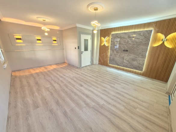 Altınkum Mah. Edremit Satılık Daire |  3+1 Oda | 145M2 4.190.000Tl  Krediye Uygun  | Yüksek Giriş | Doğalgaz(Kombi) | 1 Banyo | 3 Yatak Odası Resim-2