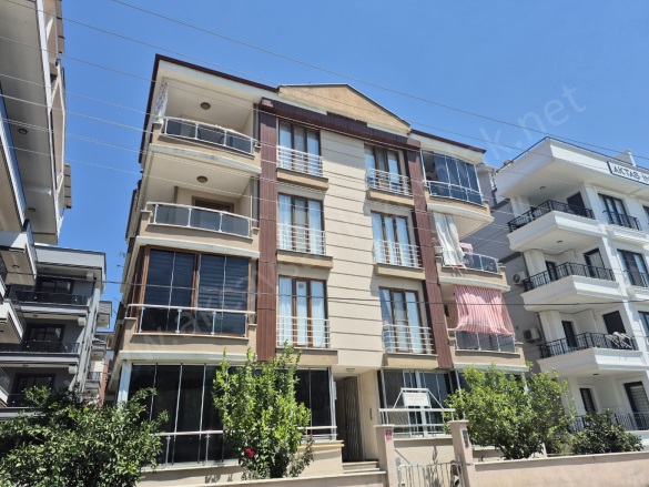 Altınkum Mah. Edremit Satılık Daire |  2+1 Oda | 105M2 4.500.000Tl  Krediye Uygun  | 1. Kat | Yerden Isıtma | 1 Banyo | 2 Yatak Odası Resim-3