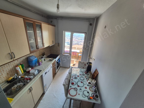 Atatürk Mah. Edremit Satılık Daire |  2+1 Oda | 85M2 2.700.000Tl | 5. Kat | Doğalgaz(Kombi) | 1 Banyo | 1 Yatak Odası Resim-2