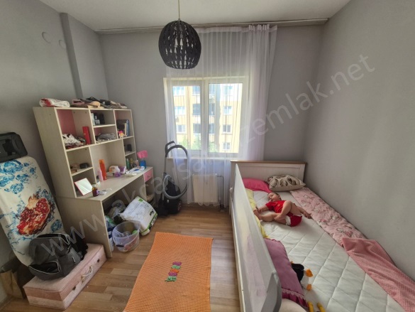 Atatürk Mah. Edremit Satılık Daire |  2+1 Oda | 85M2 2.700.000Tl | 5. Kat | Doğalgaz(Kombi) | 1 Banyo | 1 Yatak Odası Resim-4