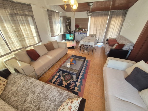 Akçay Mah. Edremit Satılık Daire |  3+1 Oda | 210M2 4.500.000Tl  Krediye Uygun  | 3. Kat | Klima Resim-2