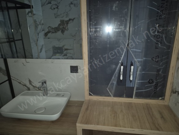 Tuzcumurat Mah. Edremit Satılık Daire |  2+1 Oda | 110M2 3.700.000Tl | 2. Kat | Doğalgaz(Kombi) | 2 Banyo | 1 Yatak Odası Resim-4