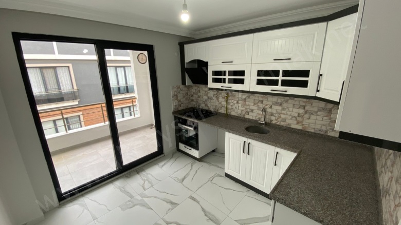 Akçay Mah. Edremit Satılık Daire |  2+1 Oda | 130M2 5.250.000Tl  Krediye Uygun  | 3. Kat | Doğalgaz(Kombi) | 1 Banyo | 2 Yatak Odası Resim-2